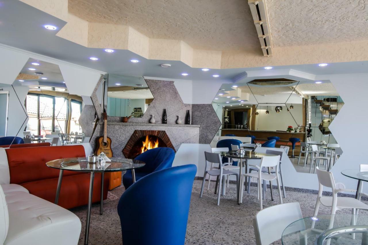 Hotel Vigor Sighnaghi Esterno foto